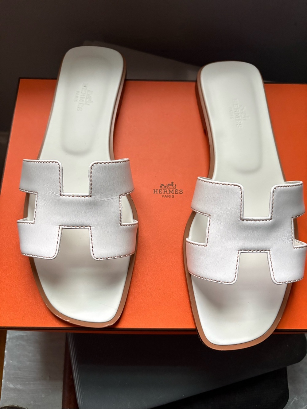 Hermes White Leather Oran Slide Sandals - Women's 38.5